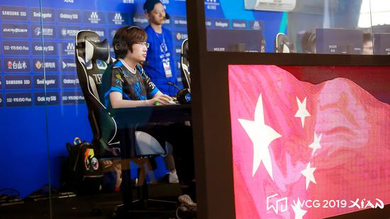 穿上那件熟 穿上那件熟