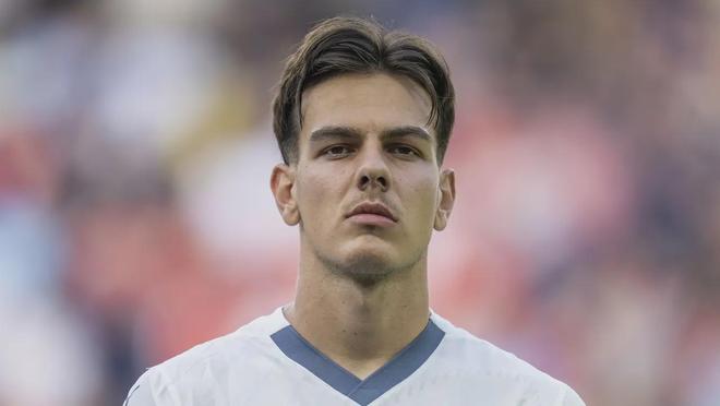 也让人更加 也让人更加