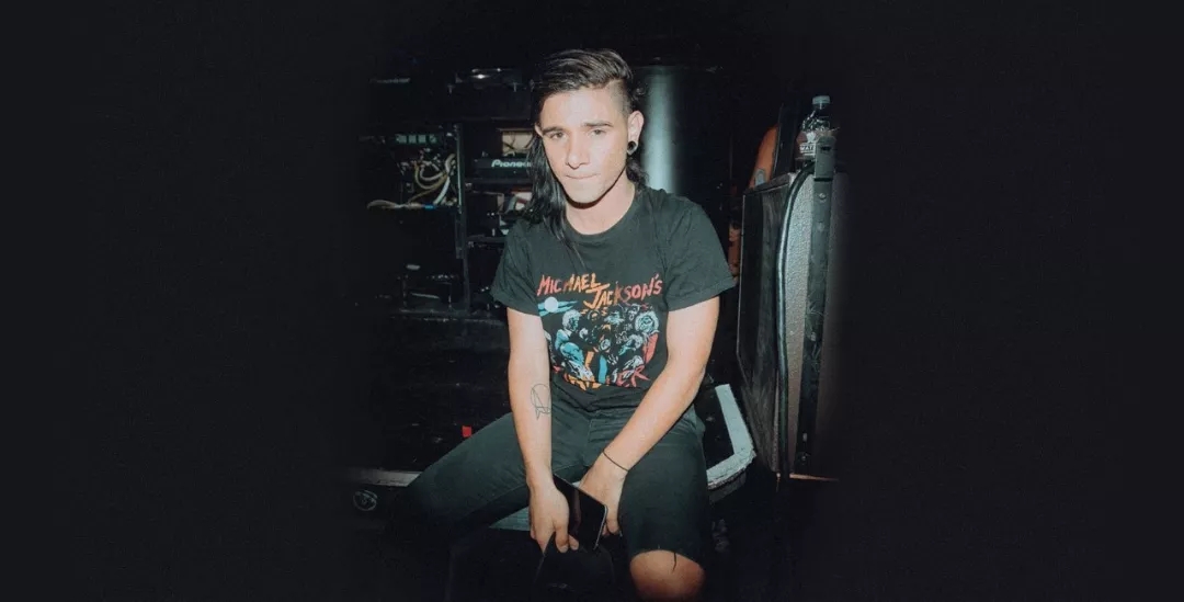 立提供一种 立提供一种